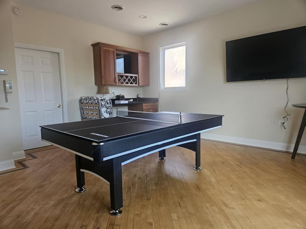 Luxe 4Br With Hot Tub & Game Room Chicago Exteriör bild