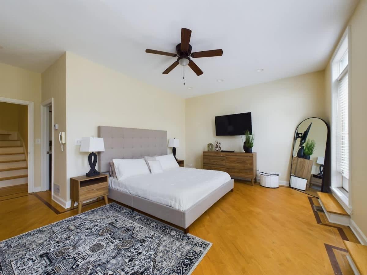 Luxe 4Br With Hot Tub & Game Room Chicago Exteriör bild